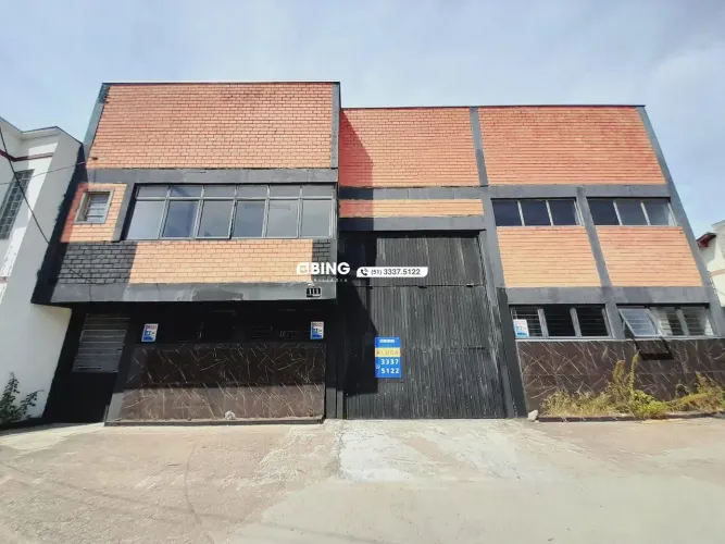 Pavilhão Comercial com 430m² para locação no bairro Sarandi em Porto Alegre