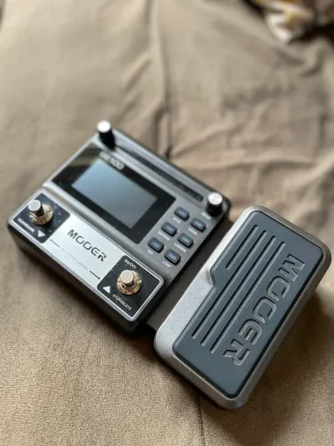 PEDALEIRA MOOER GE100