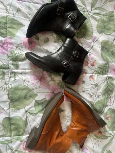 Botas
