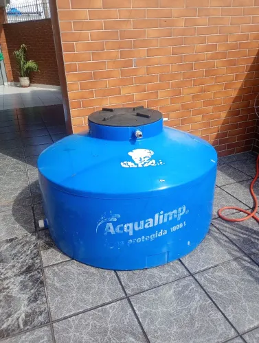 Caixa d'água Aqualimp Água Protegida 1000L