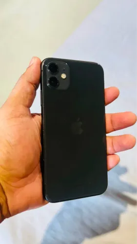 iPhone 11