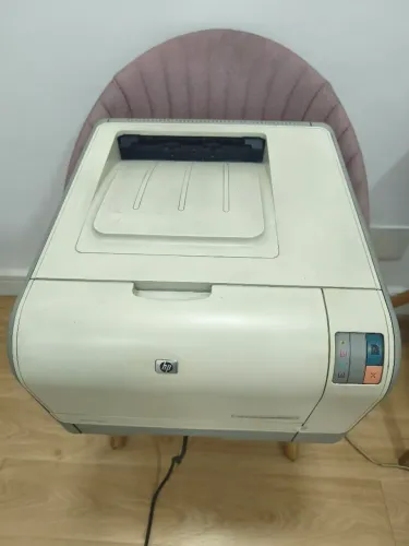 Impressora HP Color LaserJet CP1215