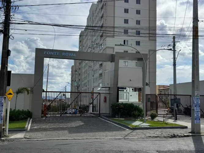 Alugo apartamento no Condomínio Fonte Royal bairro Muchila