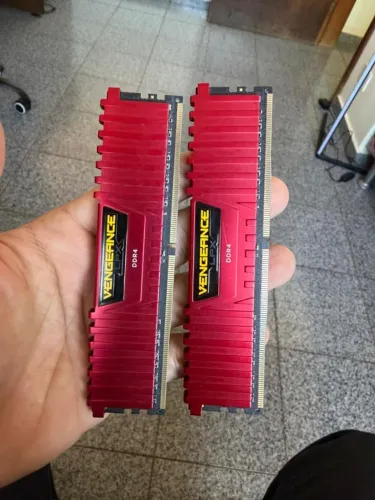16gb (2x8) memoria ram ddr4 corsair