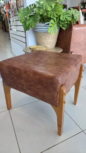 Banqueta de couro