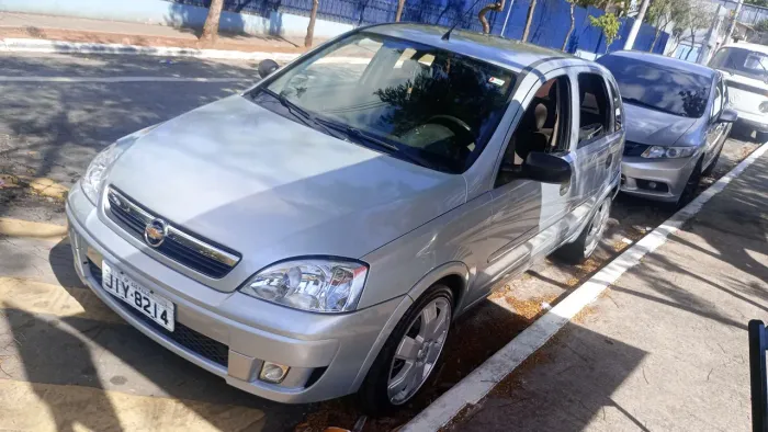 Chevrolet Corsa Hat. Maxx 1.4 8V Econoflex 5P 2011