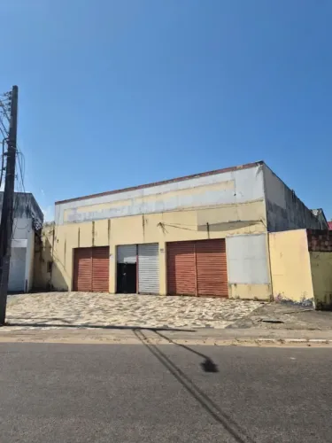 Ponto para alugar com 450m² no Planalto - Manaus - AM