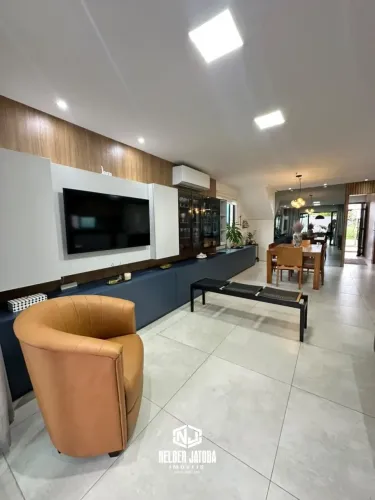 Casa no Cond. Vista Lagoa | 223m² | 4 Suítes | Piscina