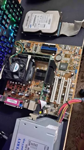 kit pc retro pentium 4, 2gb ram placa de video geforce 6200 256mb hd 80gb