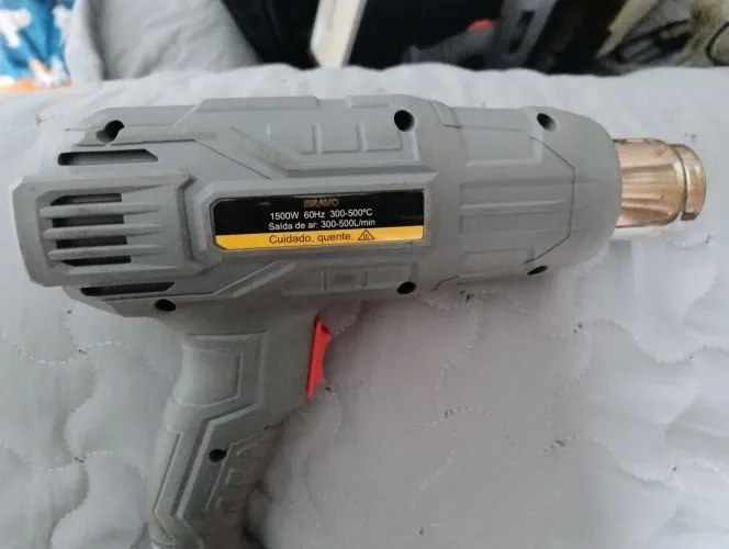 Soprador térmico novinho 110v por 100 reais 