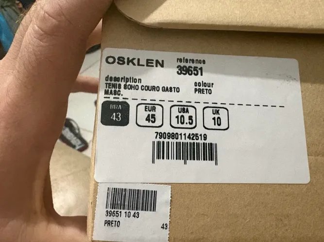 Osklen soho couro. N 43 ( usado 2,3 vezes ) Com caixa 480,00