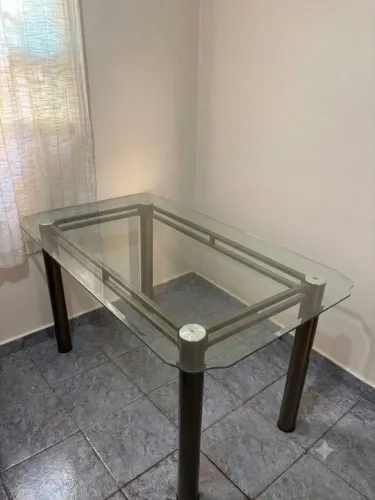 Mesa tampo de vidro para 6 cadeiras