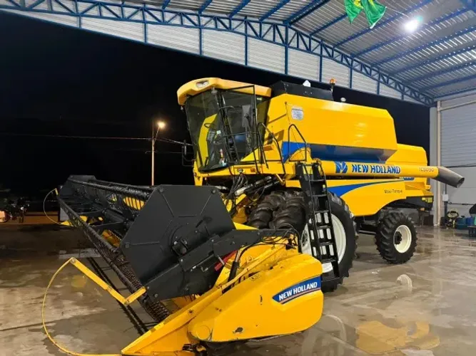 Colheitadeira TC 5090 - 2015