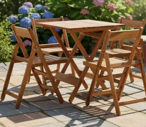 Conjunto de Mesa 70x70 e 02 Cadeiras Dobráveis Eucalipto Verniz incolor