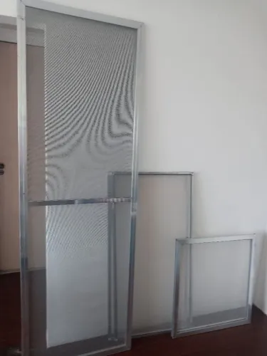 5 telas mosqueteiro usada 