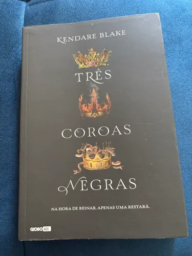 Três Coroas Negras
