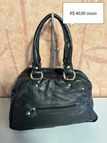 Bolsas de couro legítimo com avaria