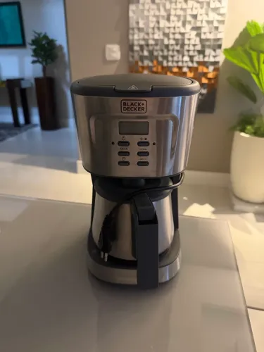 Cafeteira Programável 220v Com Jarra Inox Para Até 30 Cafés