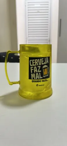 Caneca Térmica de Gel Amarela Brasfoot - Bebida Gelada por Mais Tempo!