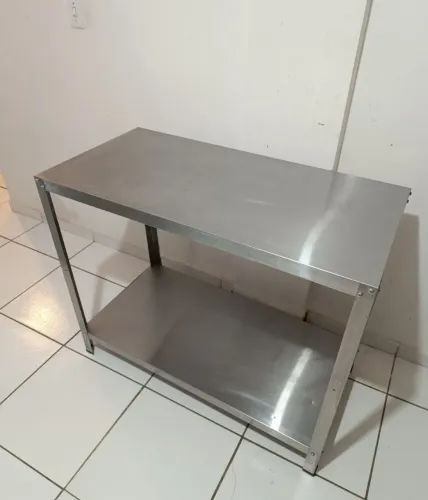 Mesa de inox