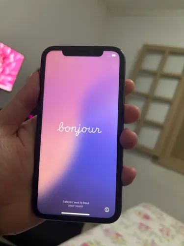 IPhone 11 preto 64 gb