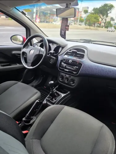 Fiat Punto Attractive 1.4 Fire Flex 8V 5P 2015