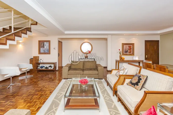 Cobertura Duplex no Batel com 418m² | 4 Quartos | Área Gourmet Completa | Vista Praça do J