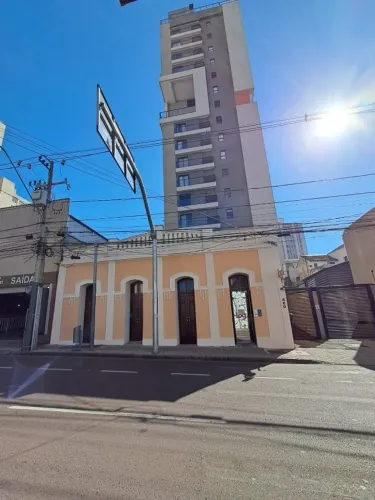 Studio na região central de Curitiba