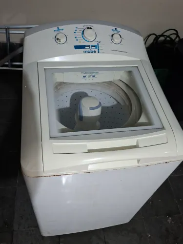 Lavadora Mabe 10,2kg (127V) - Com pequeno vazamento