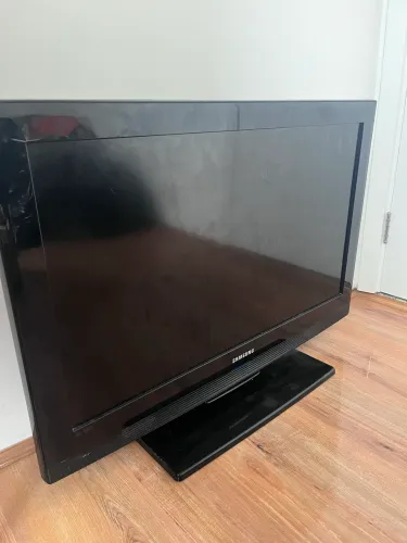 TV Samsung LCD 32? - Modelo LN32B350F1