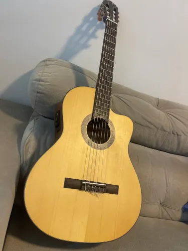 Violão cort Eletroacústico de Mogno