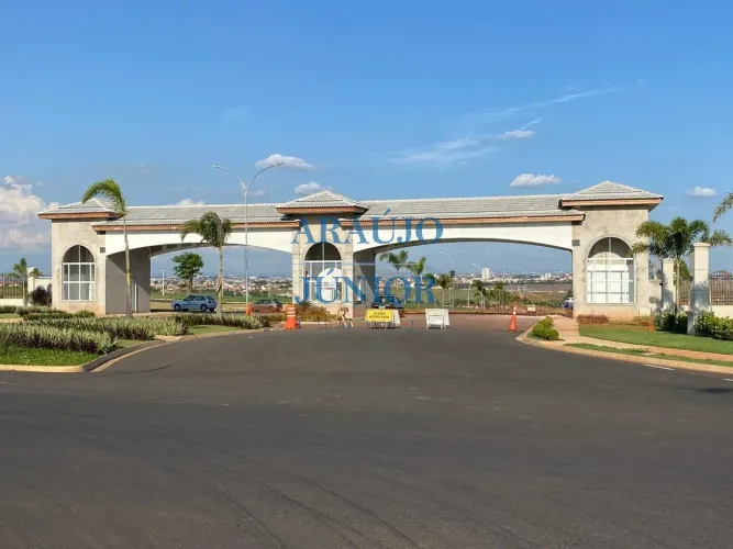 Terreno em Condomínio à Venda em Nova Odessa-SP, Parque dos Pinheiros - 316 m² de Área