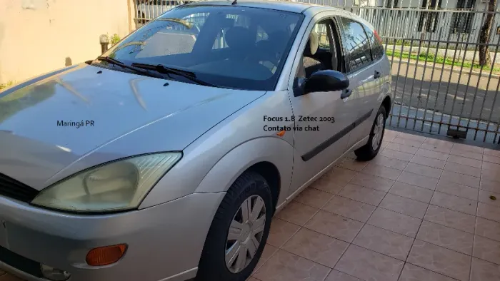 Ford Focus 1.8 16V 5P 2003