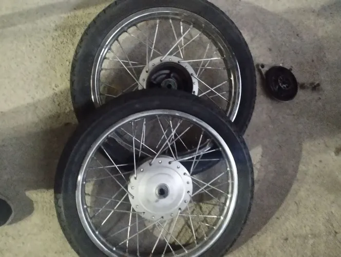 Roda de moto fan 125 fan