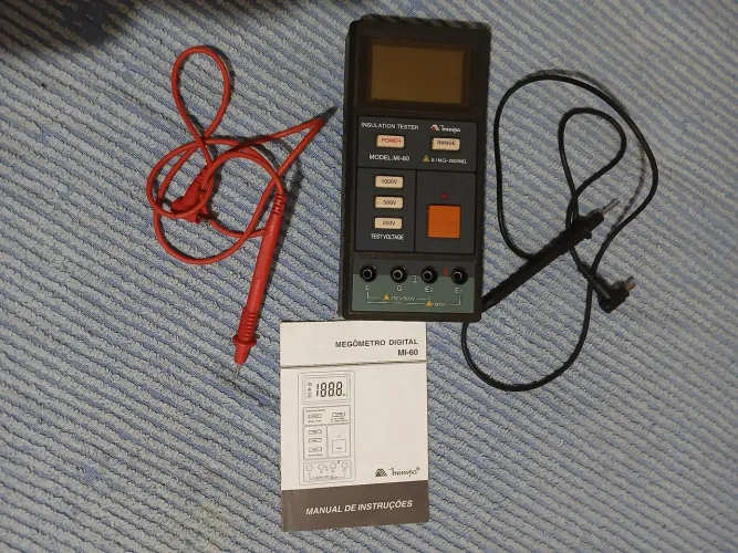 Megômetro Digital Minipa MI-60 (250V / 500V / 1000V) com Cabos e Manual