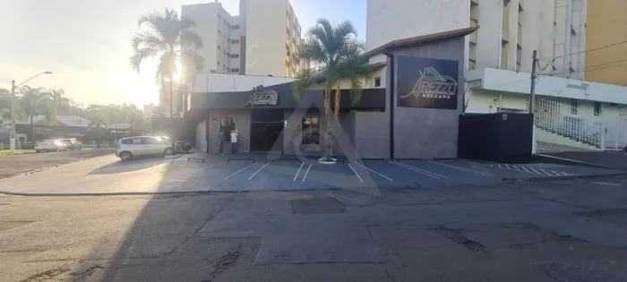 Salão para alugar em Campinas, Jardim Paraíso, com 384 m²