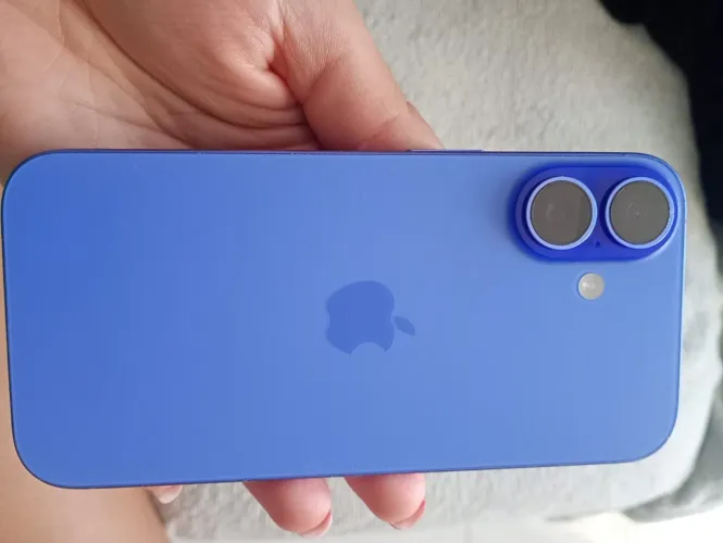 iPhone 16 ultramarine 128gb