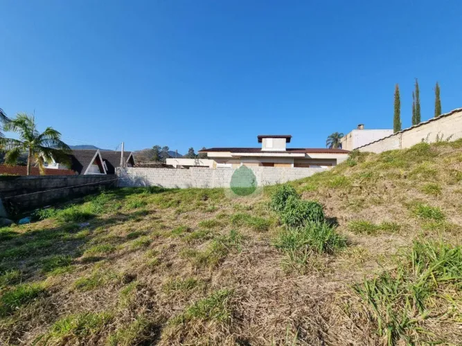 Lote em ótima localização próximo ao centro à venda, 300 m² por R$ 380.000 - Santa Terezin