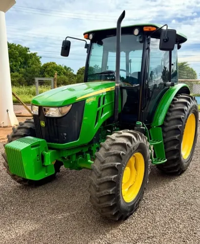 JOHN DEREE 5090E