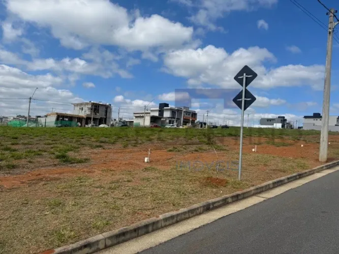 2 Lotes vizinhos à Venda no Condomínio Paradise - Oportunidade Única!