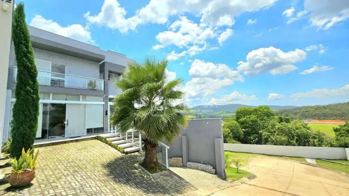 Casa com 4 dormitórios à venda, 380 m² por R$ 1.190.000,00 - Condomínio Las Villas de Mari