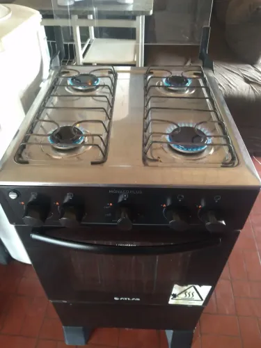 vendo esse fogão seme novo entrgo watesapp * 370
