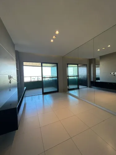 Belíssimo apartamento na melhor localização do farol