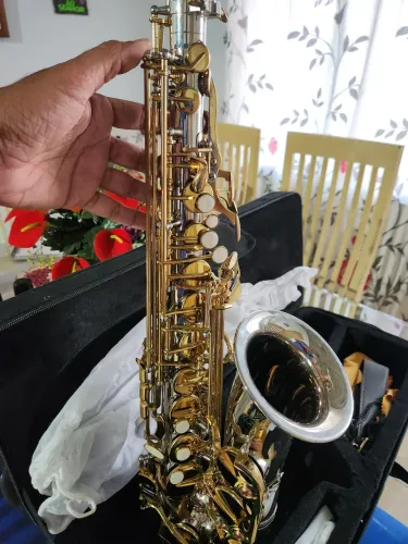 Sax alto Konig seminovo 