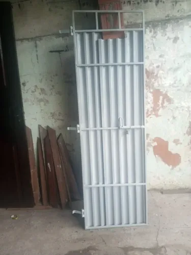 Portão de Metalon seminovo. Negociável!