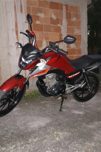 CG TITAN 160 - 2025 - R$ 19.000