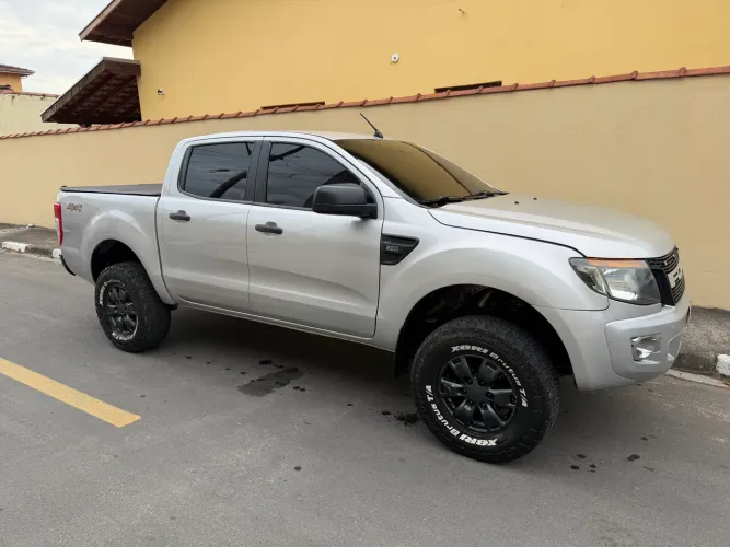 Ford Ranger XL 2.2 4X4 CD Diesel Mec. 2014