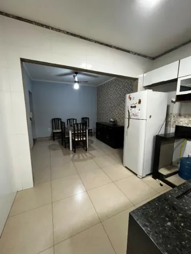 Vendo casa em Américo Brasiliense,3 quartos sala copa cozinha,1 banheiro garagem coberta