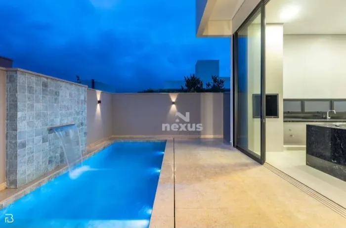 Casa com 4 dormitórios à venda, 252 m² por R$ 2.570.000,00 - GSP Arts Uberlândia - Uberlân