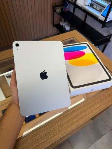 iPad 11 A16 256gb Seminovo com caixa